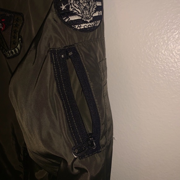 Distortion jacket - Picture 4 of 11